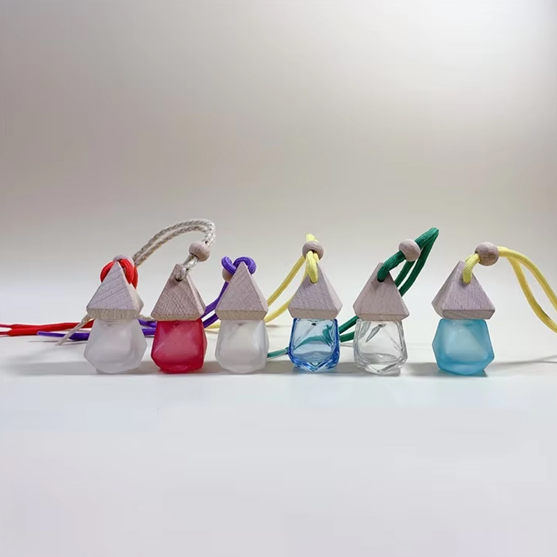 Diffuseur de parfum suspendu en forme de diamant, 8ml, bouteille vide en verre pour désodorisant de voiture, vente en gros