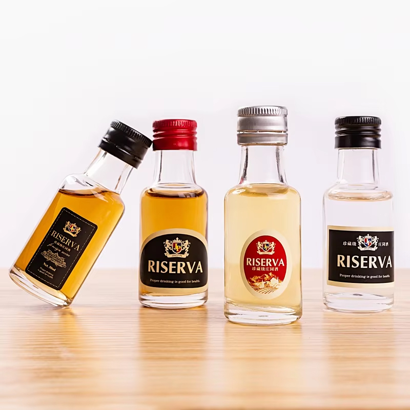 mini glass bottle (1) mini bouteille en verre (1)