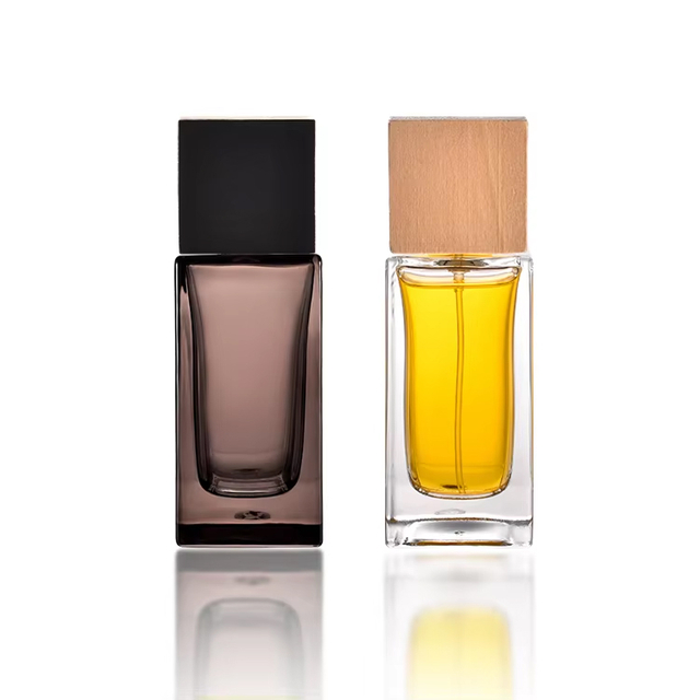 Prix ​​d'usine spécial 50 ml gris clair clair Cologne atomiseur de parfum vaporisateur bouteille en verre pour homme