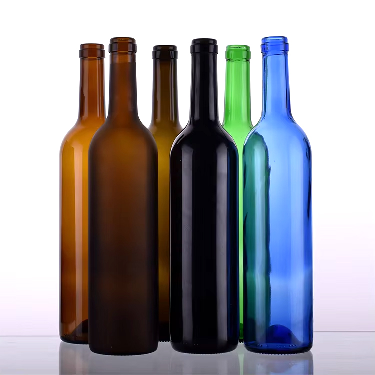 Bouteille de Vodka de vin en verre de forme de Bordeaux vide en gros de 1000 ml