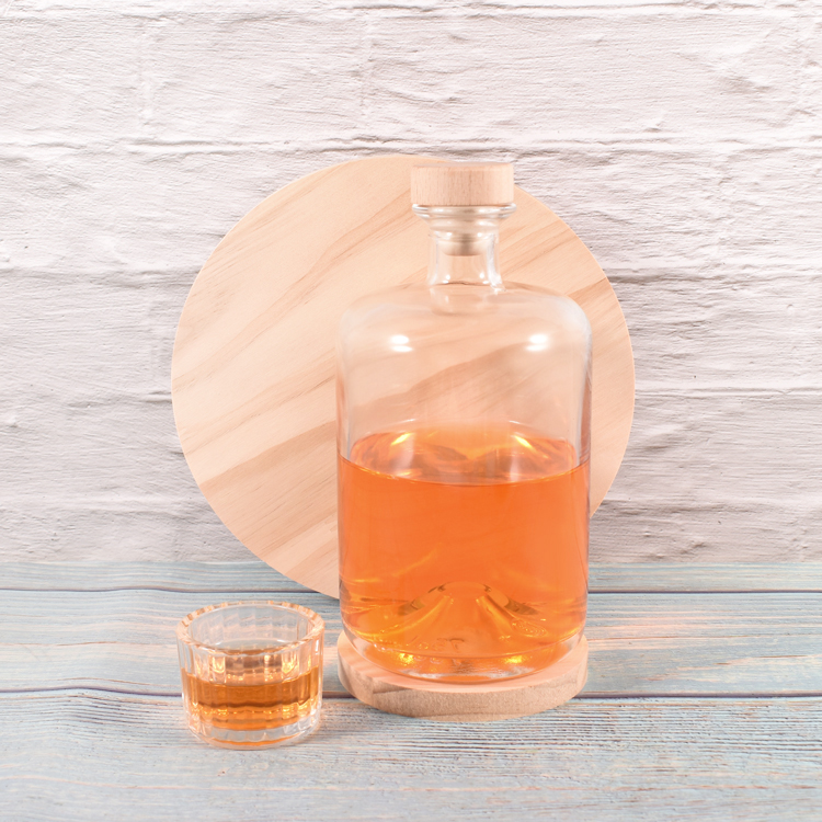 Bouteille en verre de rhum en gros de 750 ml avec liège