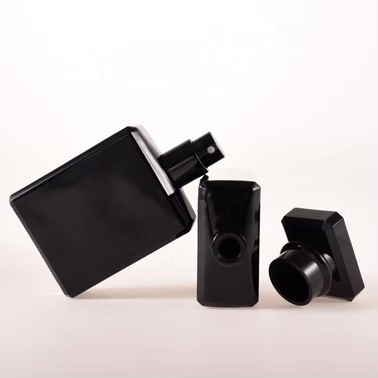 Nouveau design noir 30ml 50ml 100ml bouteille de parfum en verre 