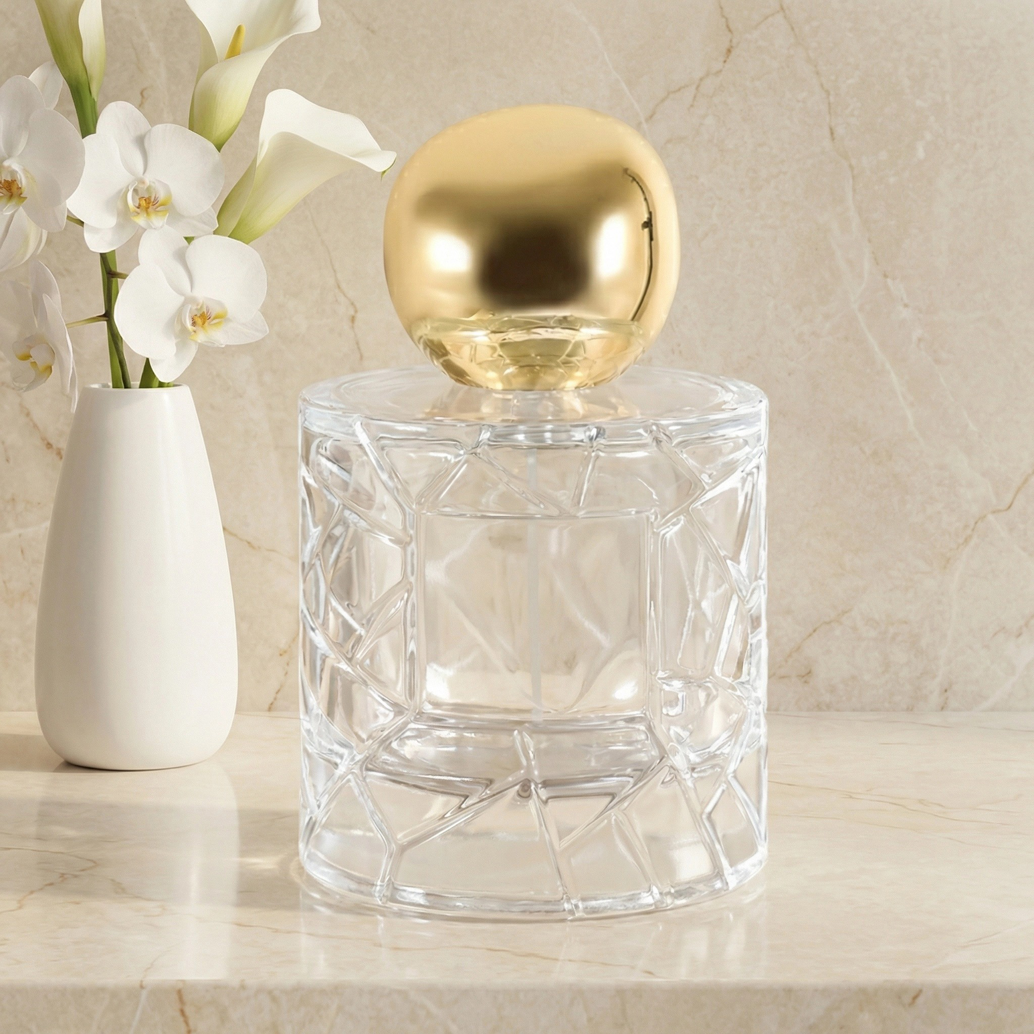 Bouteille de parfum en verre ronde de luxe coupée en diamant de 50 ml 100 ml avec capuchon en métal pour emballage de parfum pour hommes