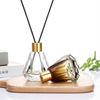 Le diffuseur en verre de style Morden met en bouteille la bouteille de diffuseur de roseau de cône des bouteilles 60ml