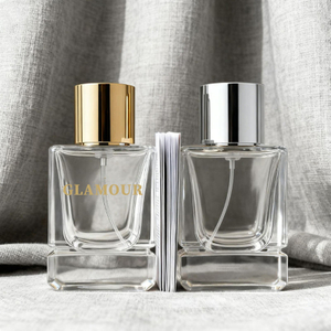 Bouteille d'emballage de parfum de luxe Portable, flacon vide de forme carrée de 30ml 50ml 100ml avec pulvérisateur à pompe 