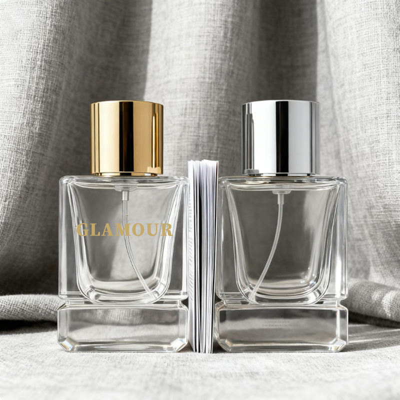 Bouteille d'emballage de parfum de luxe Portable, flacon vide de forme carrée de 30ml 50ml 100ml avec pulvérisateur à pompe 