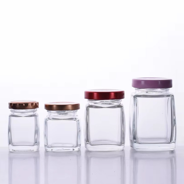 Récipient de stockage de nourriture carré en verre avec couvercle scellé