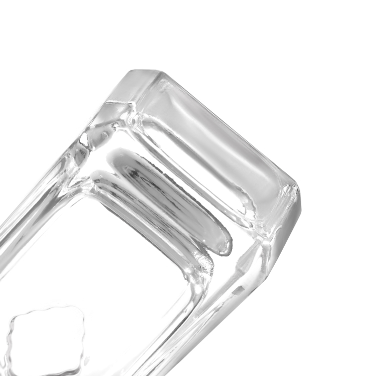 Fabricant de bouteilles de parfum en verre transparent de luxe, bouteilles de parfum vides personnalisées, vente en gros 100ml